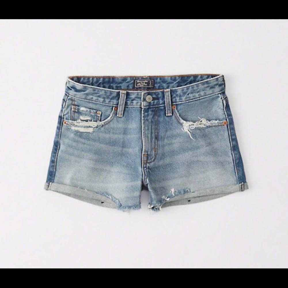 Abercrombie & Fitch low-rise Jean shorts. New.